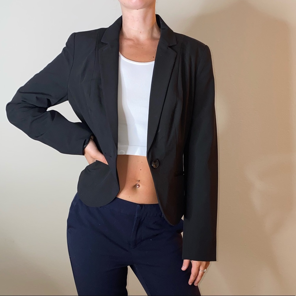 Worthington women’s black blazer